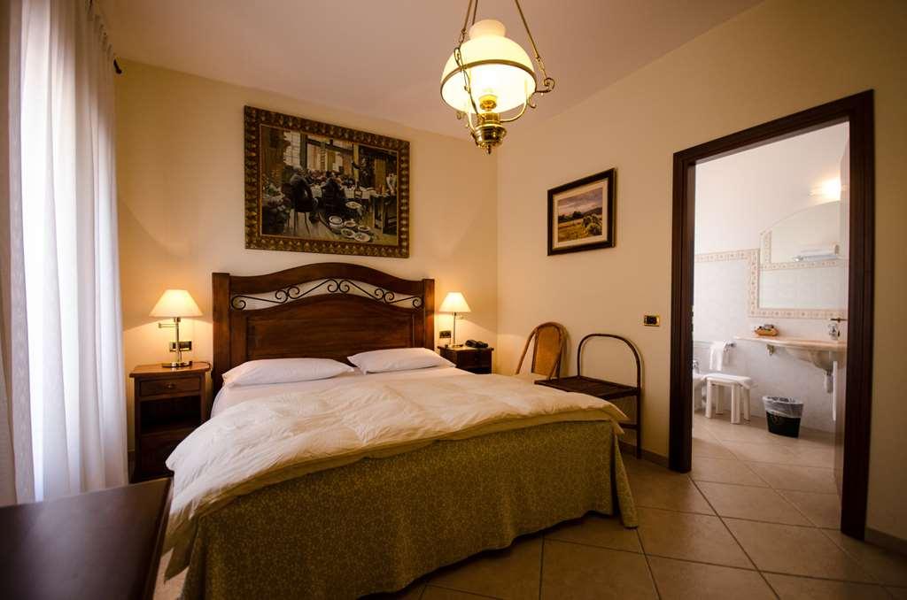 Hotel Corte Vecchia San Prospero Zimmer foto